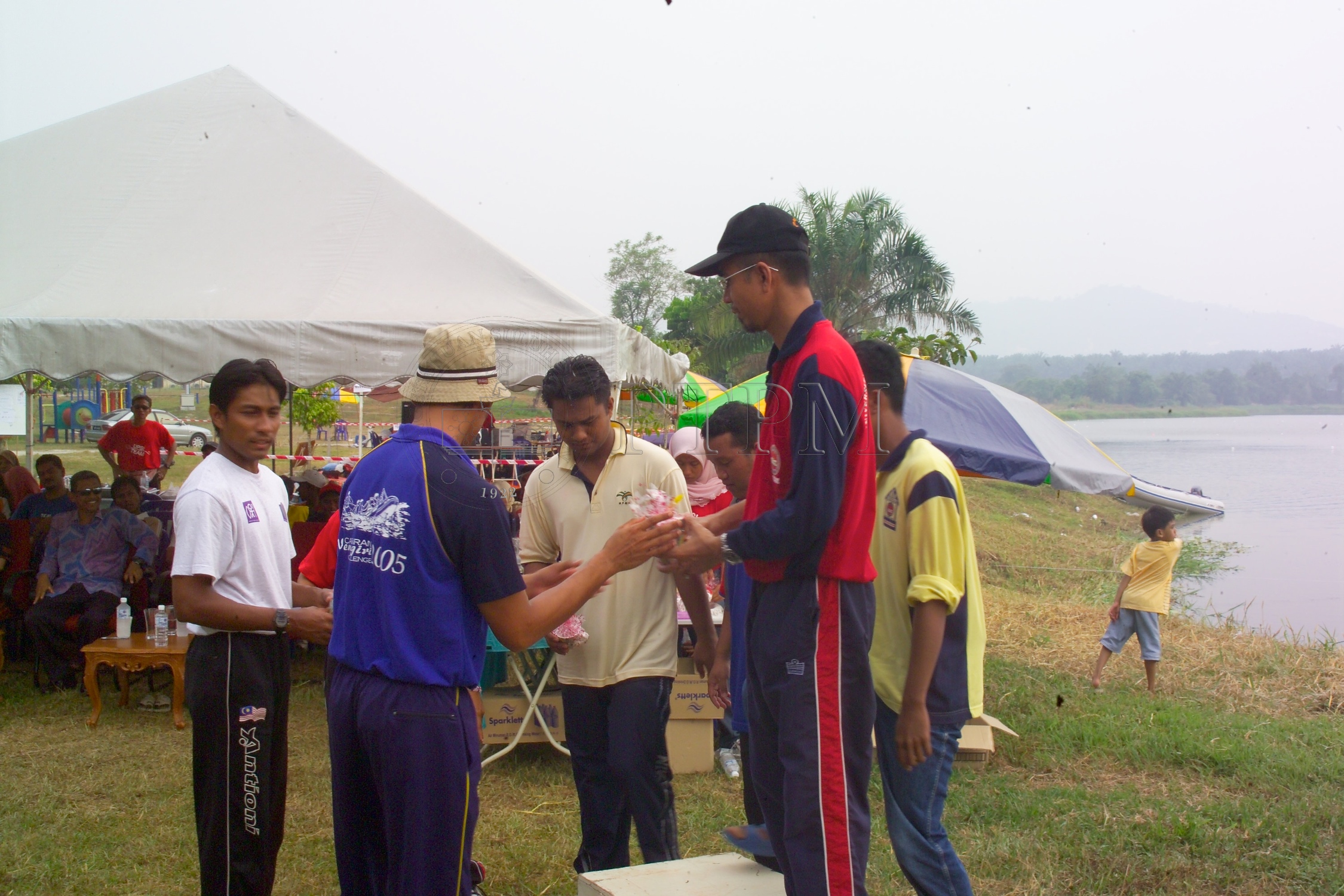 PTPM 05 13 kayak D8XZ8798